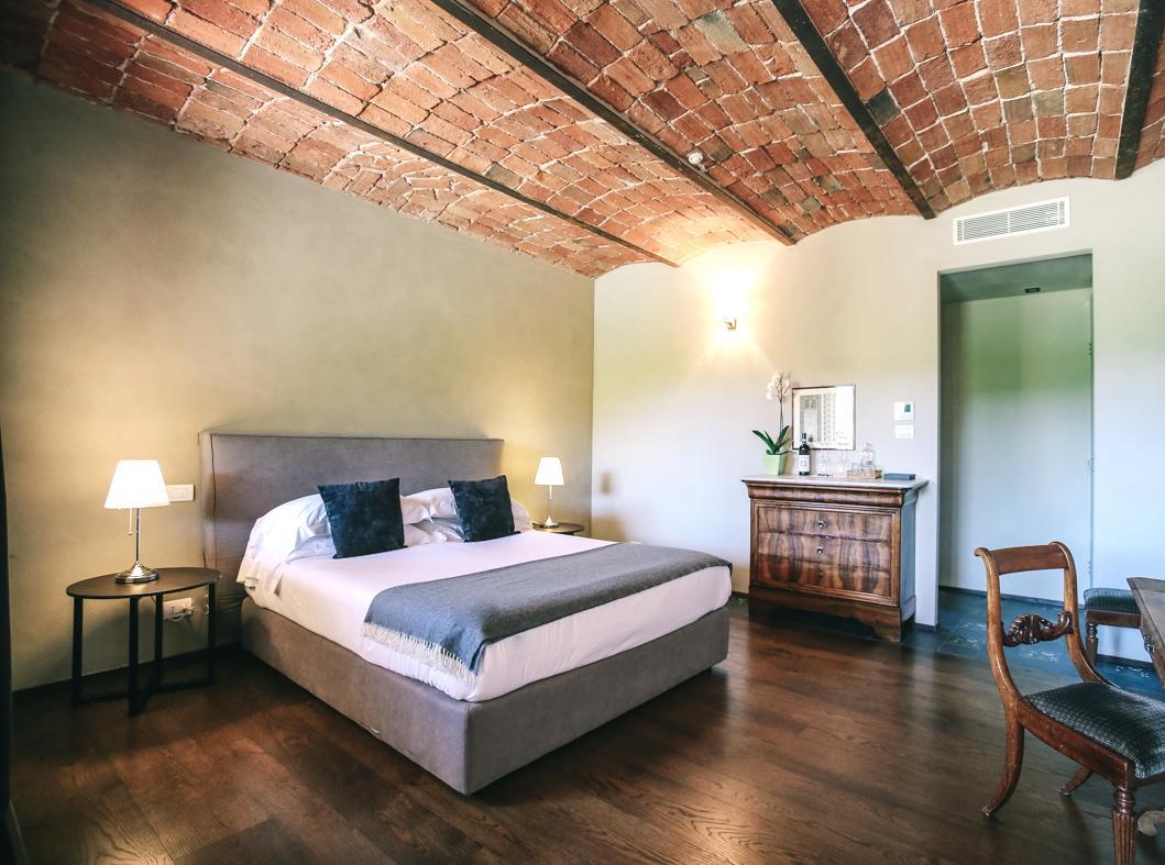 MiaClara Relais Guest House Alba  Bagian luar foto